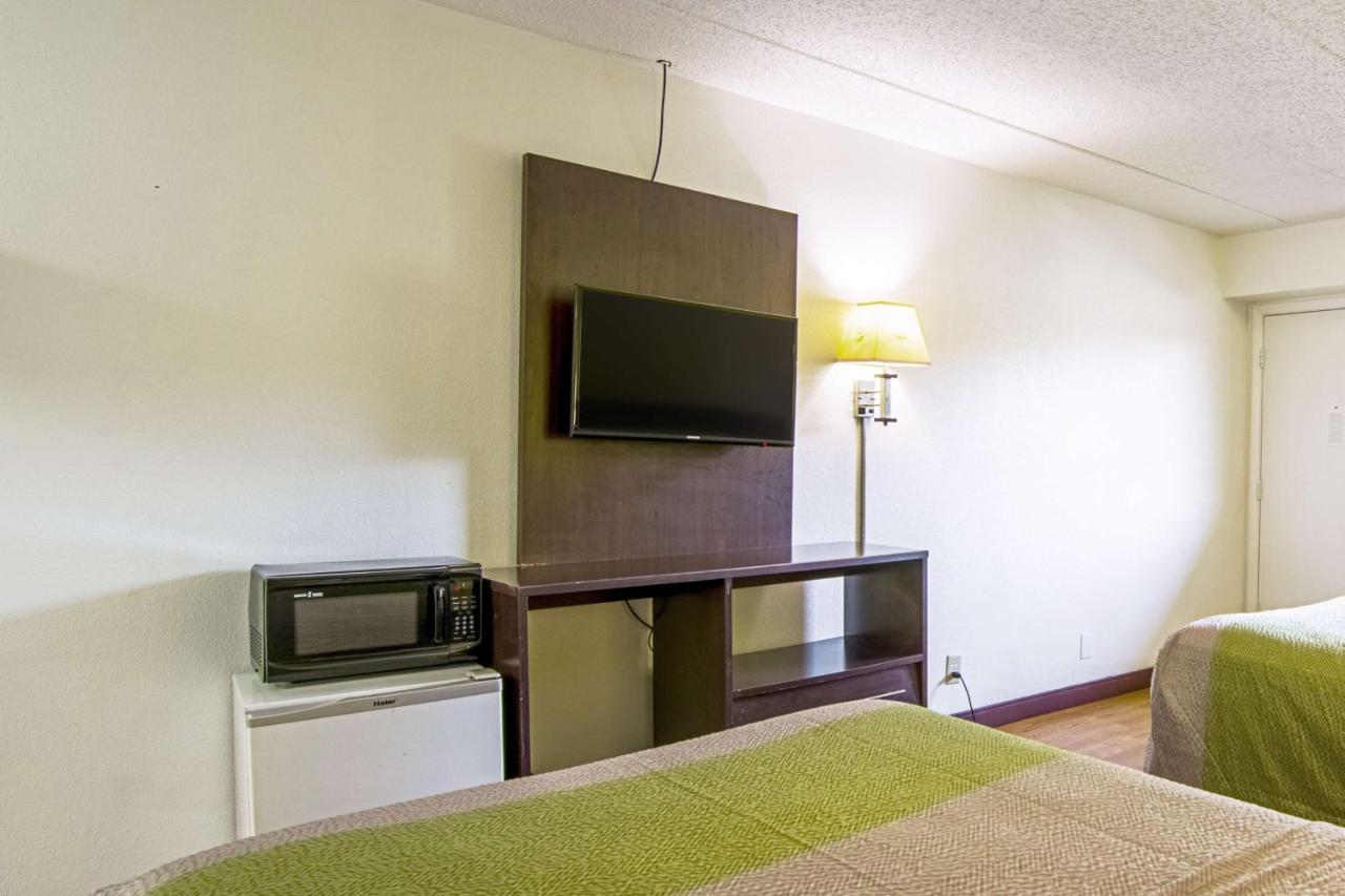 Motel 6-Charlotte, Nc - Airport Eksteriør bilde